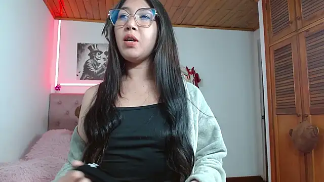 Snapshot of tifanny-squirt chatting on 12, 10, 2025 tifanny-squirt online show from 12, 10, 2025