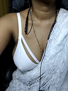 Snapshot of Anjali_cute-Pondati chatting on 19, 6, 2026 Anjali cute-Pondati online show from 19, 6, 2026