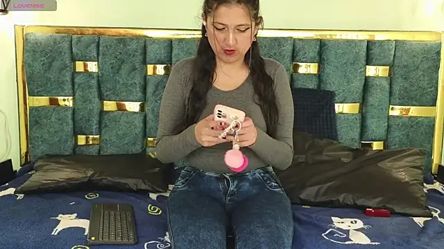 dakota guirl online show from 17, 1, 2025