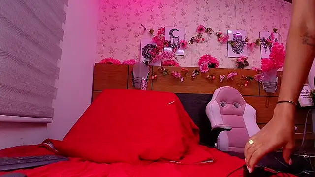 Snapshot of nata_luna chatting on 13, 9, 2025 nata luna online show from 13, 9, 2025