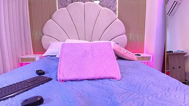 Snapshot of nata_luna chatting on 13, 11, 2025 nata luna online show from 13, 11, 2025