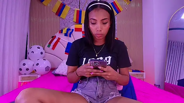Snapshot of nata_luna chatting on 25, 6, 2026 nata luna online show from 25, 6, 2026