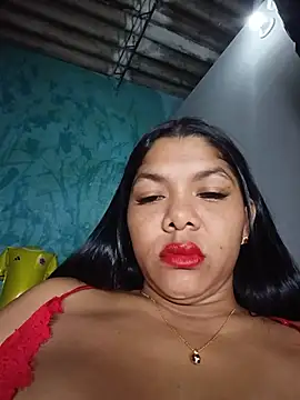 Snapshot of DIORA_Latina chatting on 4, 7, 2026 DIORA Latina online show from 4, 7, 2026