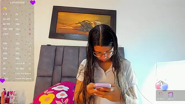 Snapshot of Vahiolet_smith chatting on 11, 2, 2026 Vahiolet smith online show from 11, 2, 2026