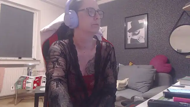 EiskalterEngel74 online show from 30, 12, 2024