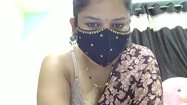 Snapshot of payal_sharma1 chatting on 16, 5, 2026 payal sharma1 online show from 16, 5, 2026