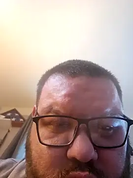 Hairybear434 online show from 9, 3, 2026