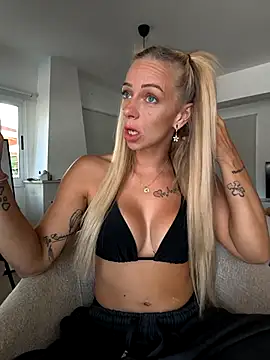 Lexa xoxo online show from 10, 5, 2026