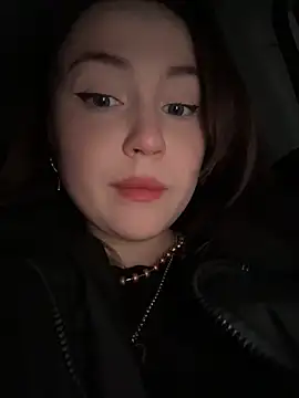 Snapshot of Peachy_Dream chatting on 5, 2, 2026 Peachy Dream online show from 5, 2, 2026