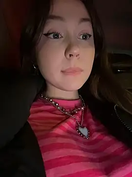 Snapshot of Peachy_Dream chatting on 28, 2, 2026 Peachy Dream online show from 28, 2, 2026