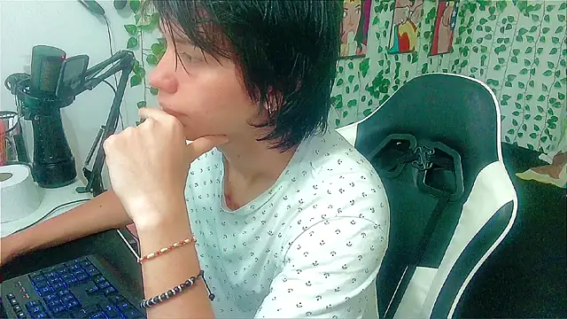 Andy gray online show from 15, 4, 2026