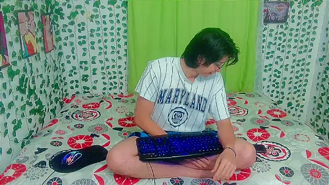 Snapshot of Andy_gray chatting on 24, 4, 2026 Andy gray online show from 24, 4, 2026