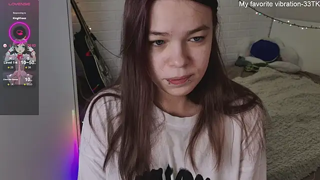Snapshot of ValBae chatting on 27, 12, 2024 ValBae online show from 27, 12, 2024