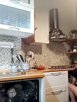 Frabox65 online show from 22, 12, 2024