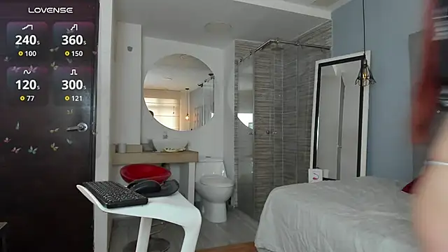 Brenda Storm online show from 17, 12, 2025