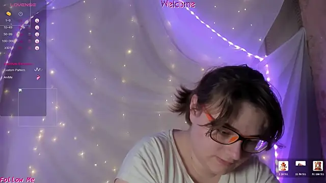 Seductive She Wolf online show from 5, 6, 2026