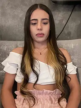 Snapshot of AbyThompson chatting on 3, 2, 2025 AbyThompson online show from 3, 2, 2025