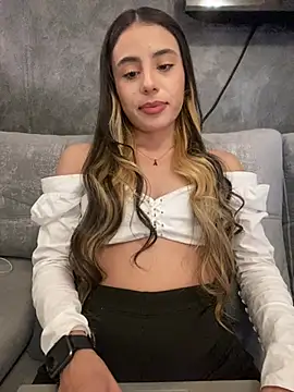 Snapshot of AbyThompson chatting on 19, 2, 2025 AbyThompson online show from 19, 2, 2025