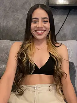 Snapshot of AbyThompson chatting on 21, 2, 2025 AbyThompson online show from 21, 2, 2025