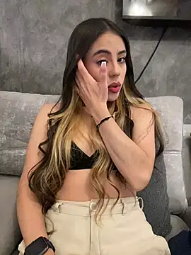 Snapshot of AbyThompson chatting on 22, 2, 2025 AbyThompson online show from 22, 2, 2025