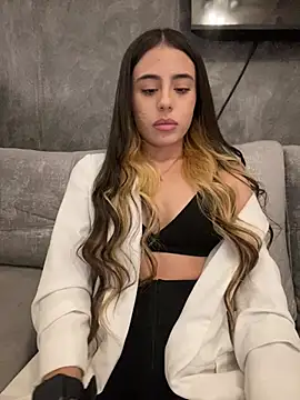 Snapshot of AbyThompson chatting on 7, 3, 2025 AbyThompson online show from 7, 3, 2025