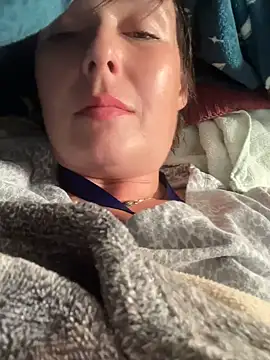 KatieBARBiE98 online show from 2, 12, 2024