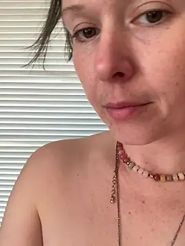 KatieBARBiE98 online show from 24, 3, 2026