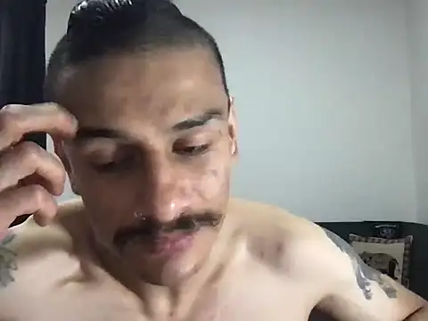 HorrorotikA online show from 5, 4, 2026