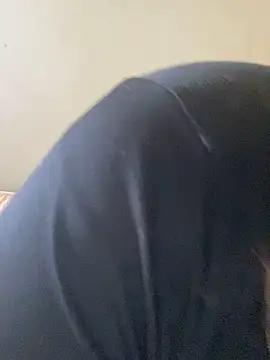 yassminsexy22 online show from 29, 3, 2026