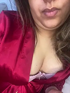 Snapshot of yassminsexy22 chatting on 23, 5, 2026 yassminsexy22 online show from 23, 5, 2026