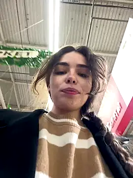 pantyless online show from 27, 9, 2025