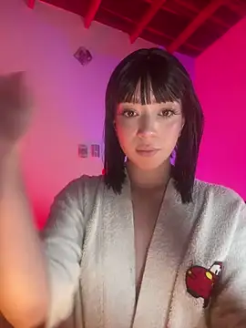 sweeet peach online show from 11, 4, 2026