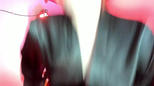 Snapshot of sweeet_peach chatting on 25, 4, 2026 sweeet peach online show from 25, 4, 2026