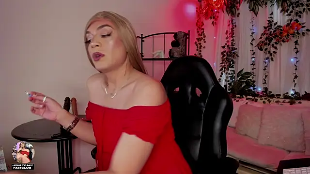 Snapshot of karol_elegance_ chatting on 23, 4, 2026 karol elegance online show from 23, 4, 2026