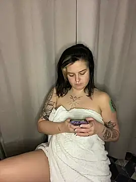 NaomiSquirts online show from 9, 12, 2024