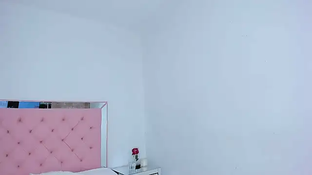 Snapshot of _violetadulce chatting on 27, 2, 2025  violetadulce online show from 27, 2, 2025