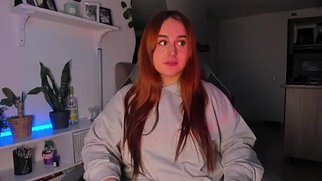 Snapshot of evy_orange1 chatting on 12, 2, 2026 evy orange1 online show from 12, 2, 2026