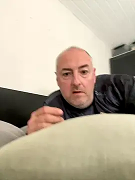 Snapshot of Ronaldo50_DK chatting on 14, 9, 2025 Ronaldo50 DK online show from 14, 9, 2025