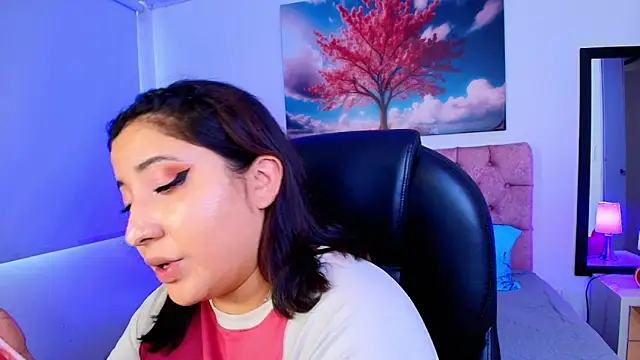 Emma monserrat online show from 18, 11, 2025