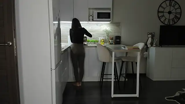 Snapshot of nilliluv chatting on 6, 2, 2026 nilliluv online show from 6, 2, 2026