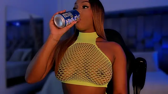 ChaynnaCooper online show from 4, 11, 2025