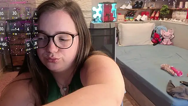 Snapshot of Kimberly-Caprice chatting on 4, 5, 2026 Kimberly-Caprice online show from 4, 5, 2026