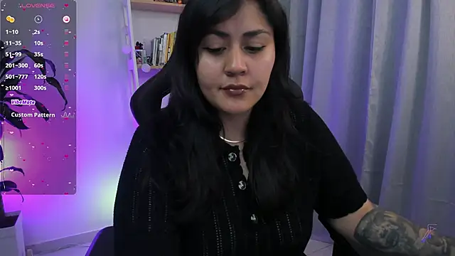 GretaX-X online show from 11, 11, 2025