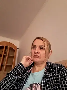 Malichkaanna30 online show from 13, 2, 2025