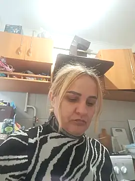 Malichkaanna30 online show from 28, 9, 2025