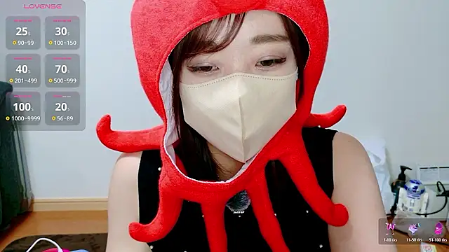 Rio chan  online show from 15, 7, 2026