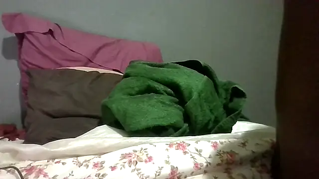 Snapshot of TheeRealShow chatting on 15, 2, 2026 TheeRealShow online show from 15, 2, 2026