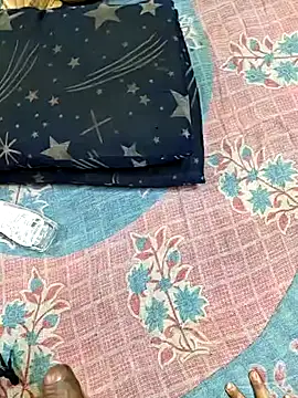 Snapshot of GF_nd_BF_ chatting on 31, 10, 2025 GF nd BF online show from 31, 10, 2025