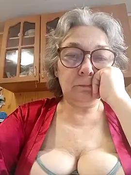 Snapshot of IrinaSweet54 chatting on 3, 6, 2026 IrinaSweet54 online show from 3, 6, 2026