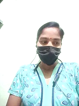 Snapshot of anusiya01 chatting on 5, 1, 2025 anusiya01 online show from 5, 1, 2025